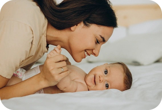 Parents receiving guidance for preterm baby care