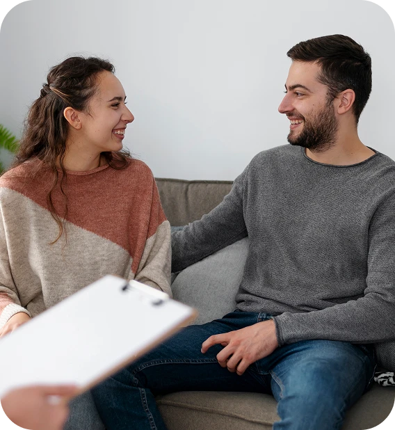 Parents receiving expert parenting guidance